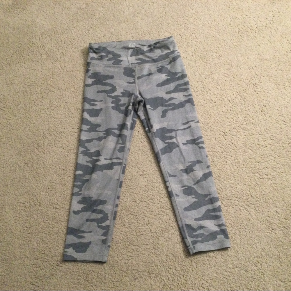 gray camo capris